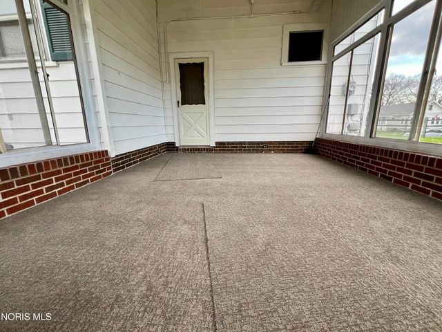 545 Woodsdale Avenue, Toledo, OH 43609