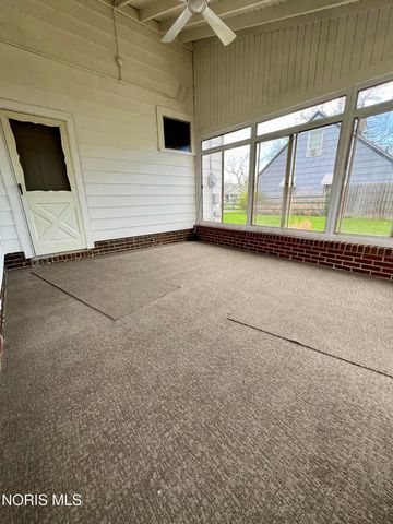 545 Woodsdale Avenue, Toledo, OH 43609