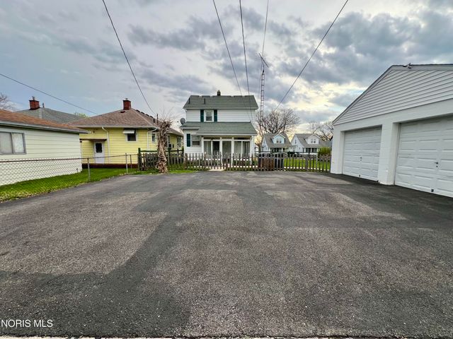 545 Woodsdale Avenue, Toledo, OH 43609