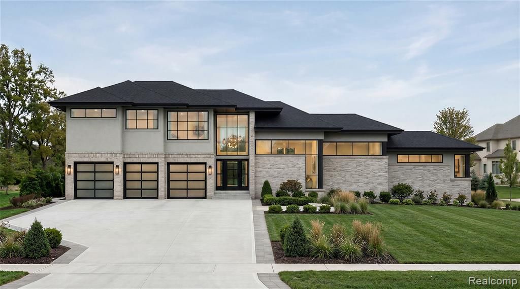 1733 Morningside Way, Bloomfield Hills, MI 48302