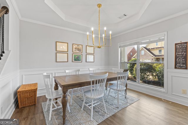 523 Cherry Creek Drive, Loganville, GA 30052