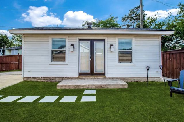 1831 Alabama Avenue, Dallas, TX 75216