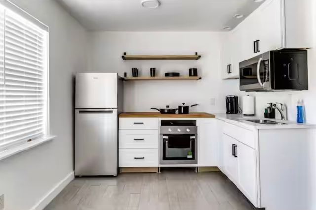 1831 Alabama Avenue, Dallas, TX 75216