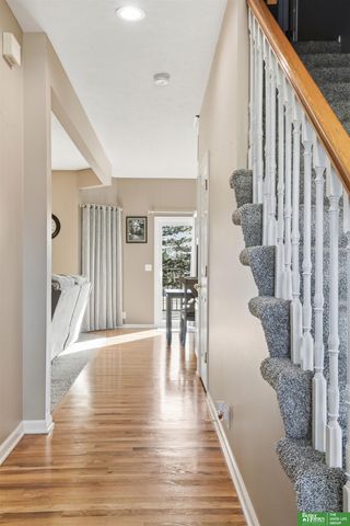 323 Pheasant Run Lane, Papillion, NE 68046