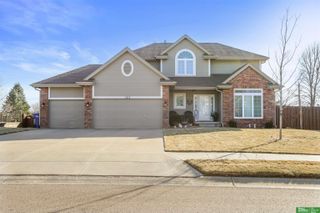 323 Pheasant Run Lane, Papillion, NE 68046