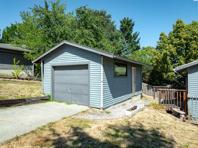 231 NW Sunrise, Pullman, WA 99163