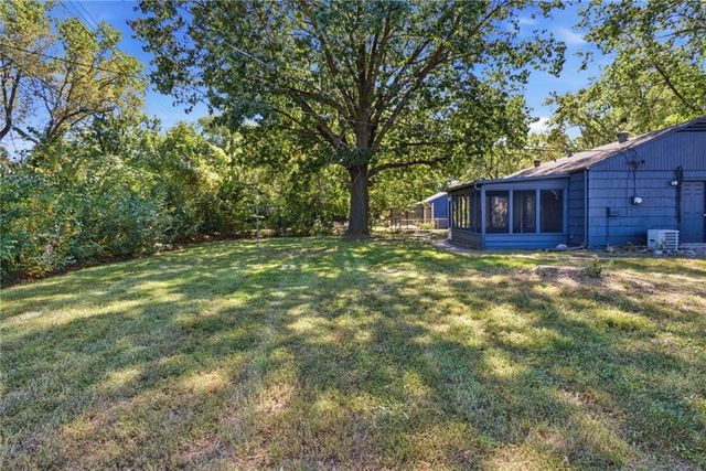 11101 Winchester Avenue, Kansas City, MO 64134