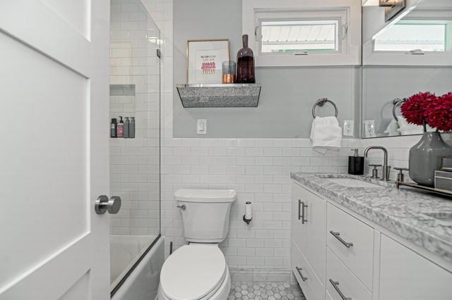 9217 CAPRICORN CT, Burke, VA 22015
