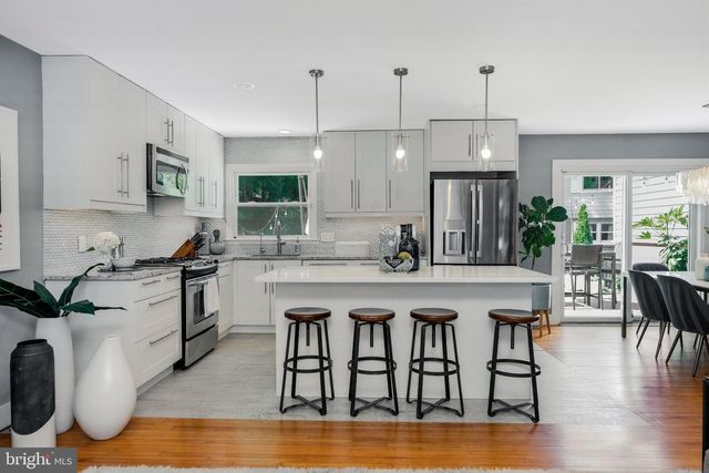 9217 CAPRICORN CT, Burke, VA 22015