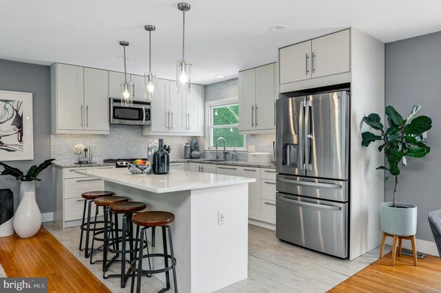 9217 CAPRICORN CT, Burke, VA 22015
