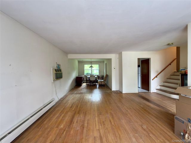 10 Abbie Lane, Hyde Park, NY 12538