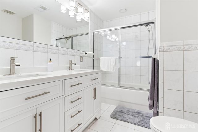 107 Adamecs Street 7, South Amboy, NJ 08879