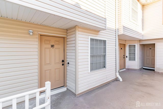 107 Adamecs Street 7, South Amboy, NJ 08879