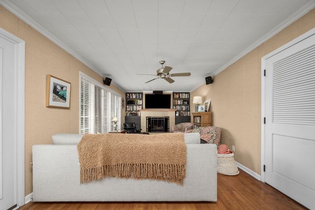 1804 COUNTRY CLUB DR, Tullahoma, TN 37388