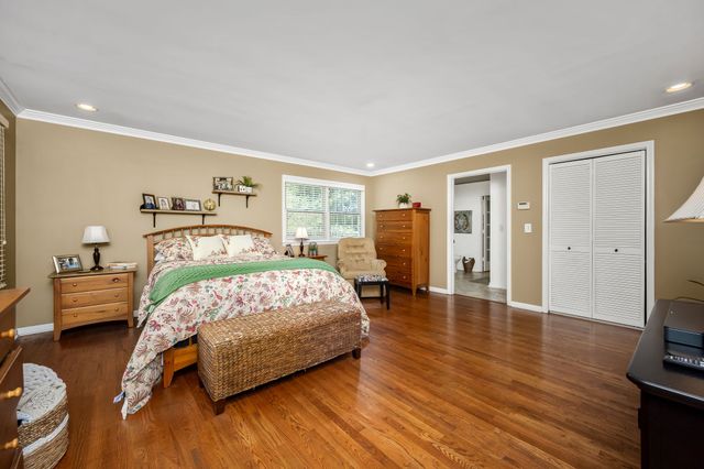 1804 COUNTRY CLUB DR, Tullahoma, TN 37388