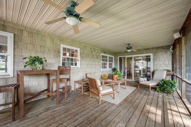 1804 COUNTRY CLUB DR, Tullahoma, TN 37388