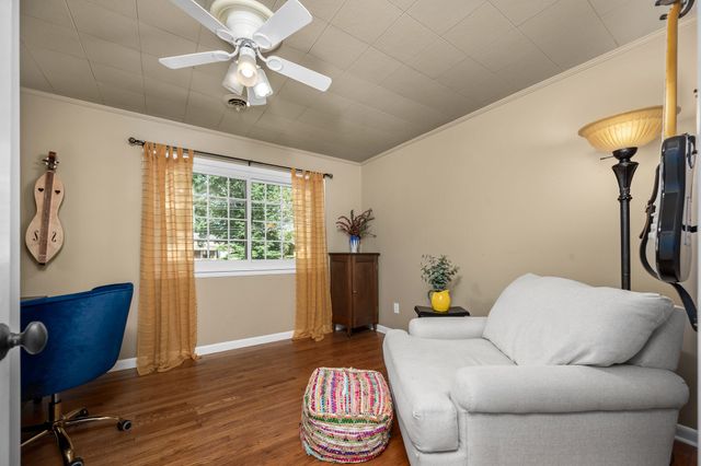 1804 COUNTRY CLUB DR, Tullahoma, TN 37388