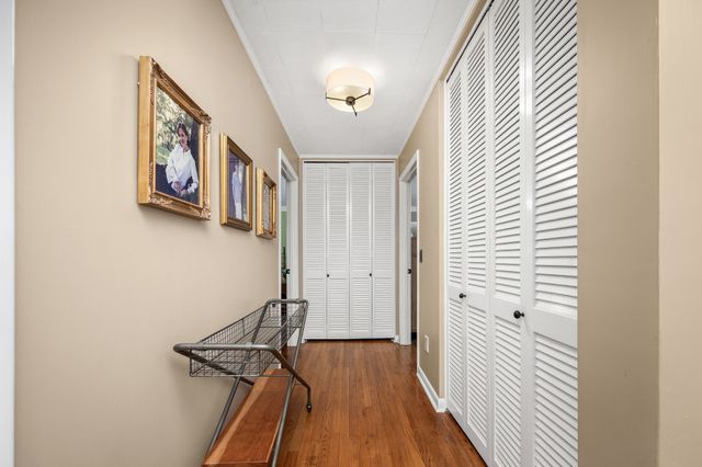 1804 COUNTRY CLUB DR, Tullahoma, TN 37388