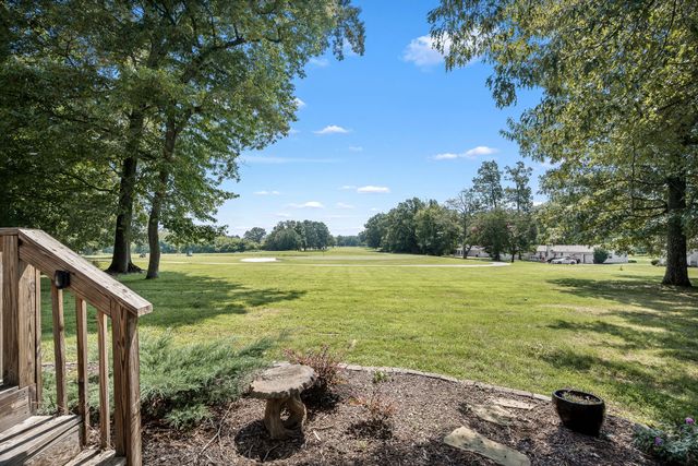 1804 COUNTRY CLUB DR, Tullahoma, TN 37388