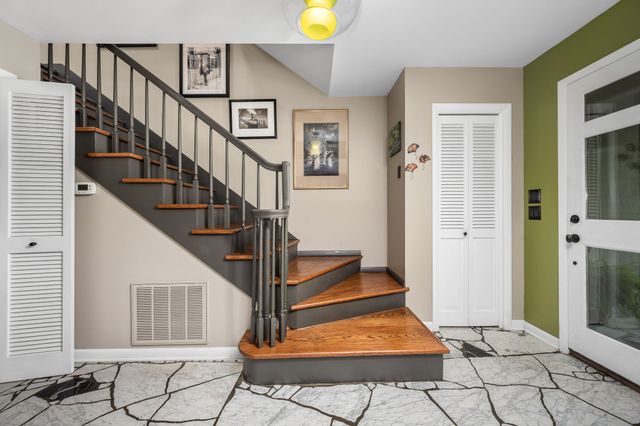 1804 COUNTRY CLUB DR, Tullahoma, TN 37388