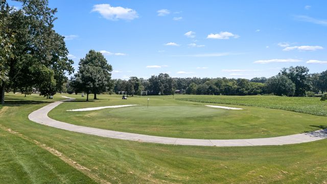 1804 COUNTRY CLUB DR, Tullahoma, TN 37388