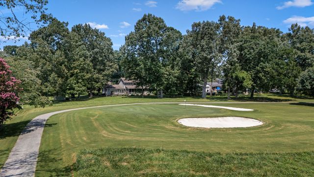 1804 COUNTRY CLUB DR, Tullahoma, TN 37388