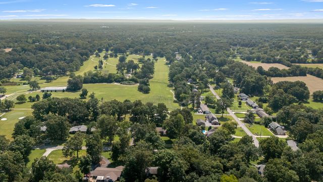 1804 COUNTRY CLUB DR, Tullahoma, TN 37388