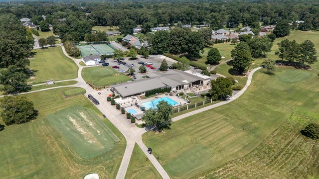 1804 COUNTRY CLUB DR, Tullahoma, TN 37388