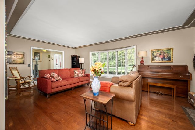 1804 COUNTRY CLUB DR, Tullahoma, TN 37388