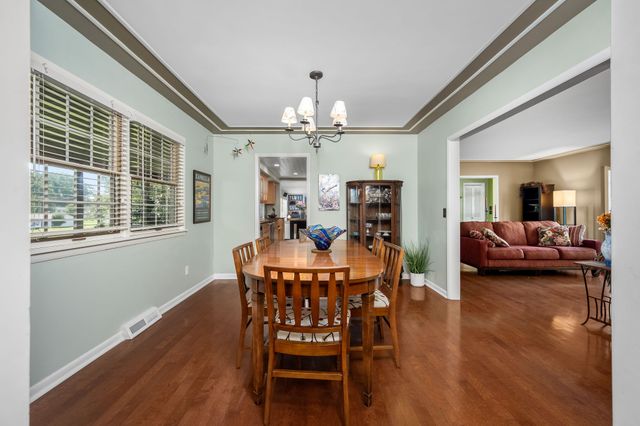 1804 COUNTRY CLUB DR, Tullahoma, TN 37388