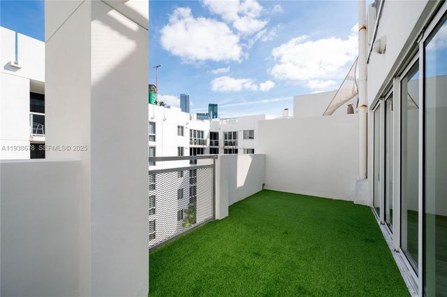 1712 SW 2nd Ave 809, Miami, FL 33129