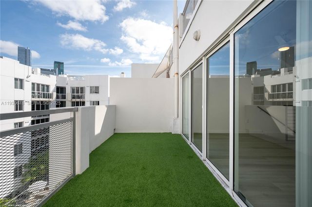 1712 SW 2nd Ave 809, Miami, FL 33129