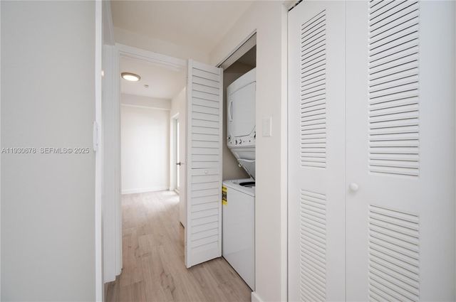 1712 SW 2nd Ave 809, Miami, FL 33129