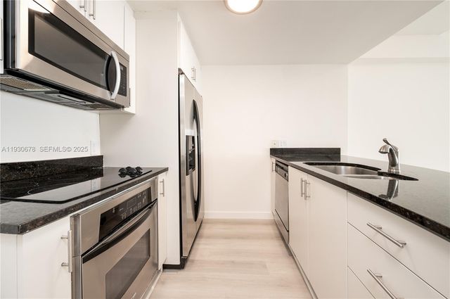 1712 SW 2nd Ave 809, Miami, FL 33129