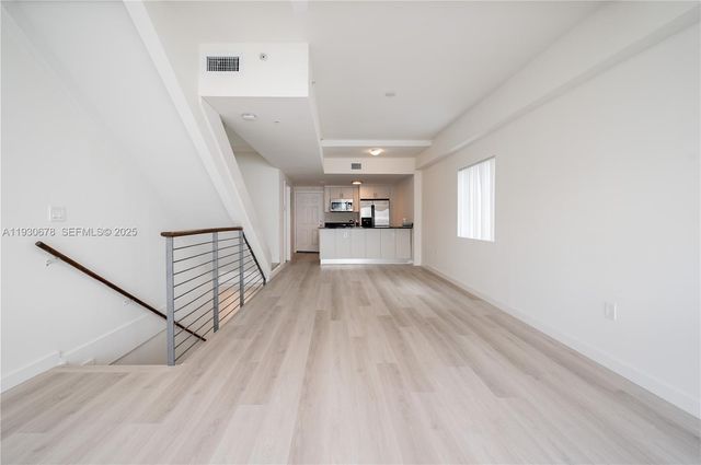 1712 SW 2nd Ave 809, Miami, FL 33129