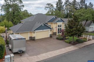 595 NW Denton Av, Dallas, OR 97338