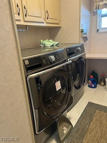 265 Lakeside DR, North Fort Myers, FL 33903