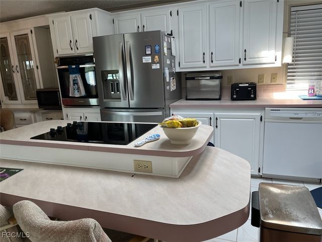 265 Lakeside DR, North Fort Myers, FL 33903