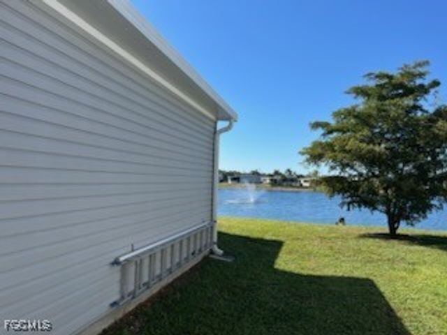 265 Lakeside DR, North Fort Myers, FL 33903