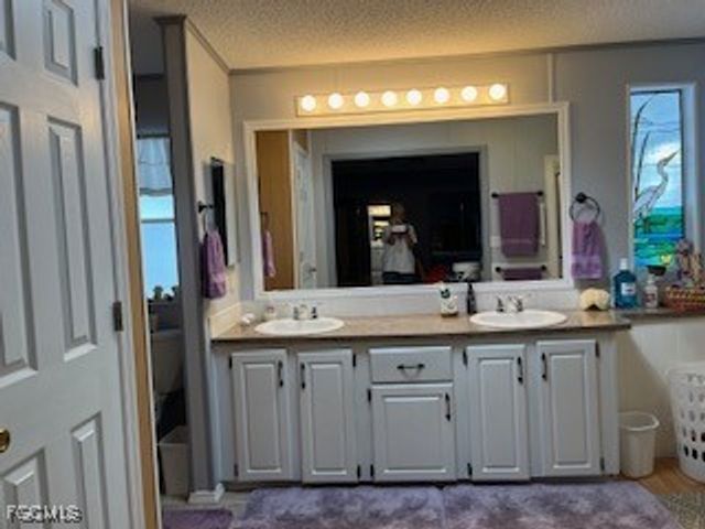 265 Lakeside DR, North Fort Myers, FL 33903