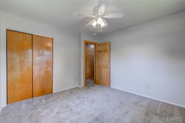 2 Saint Raymond Drive, St Peters, MO 63376