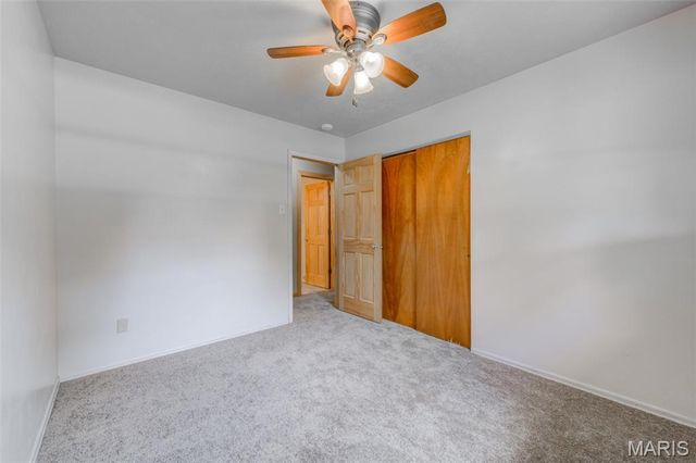 2 Saint Raymond Drive, St Peters, MO 63376