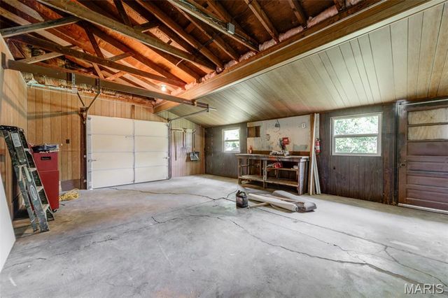 2 Saint Raymond Drive, St Peters, MO 63376