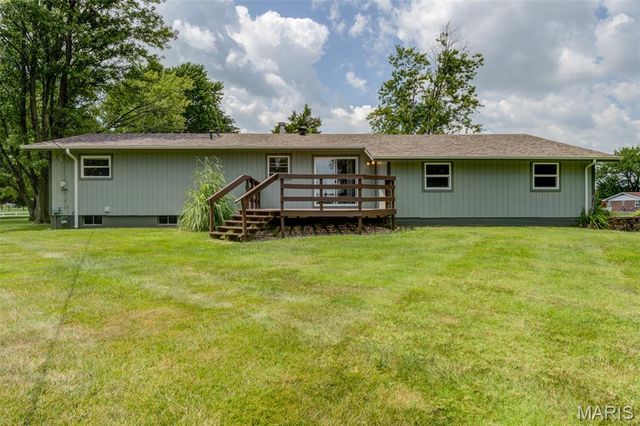 2 Saint Raymond Drive, St Peters, MO 63376