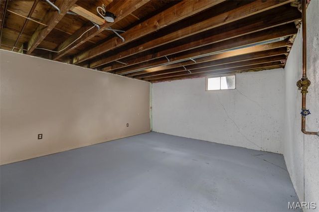 2 Saint Raymond Drive, St Peters, MO 63376