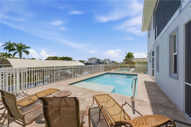 12304 Boat Shell DR, Matlacha Isles, FL 33991