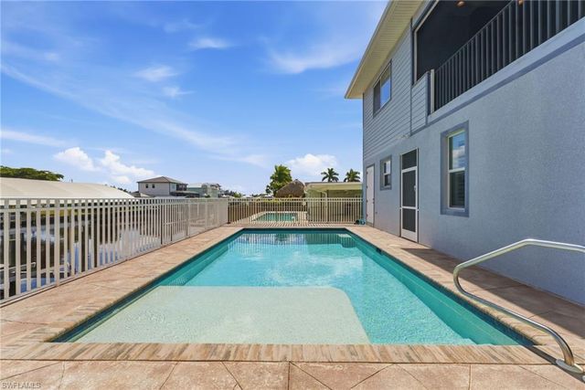 12304 Boat Shell DR, Matlacha Isles, FL 33991