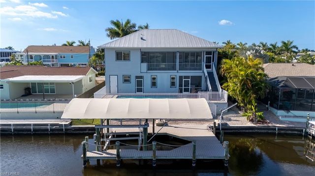 12304 Boat Shell DR, Matlacha Isles, FL 33991