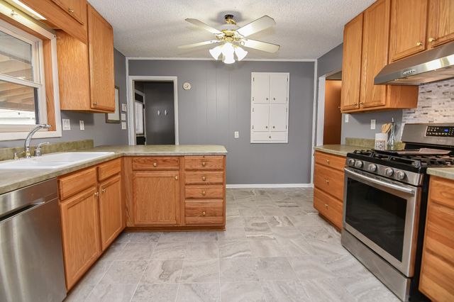 3117 Aurora Avenue, Des Moines, IA 50310