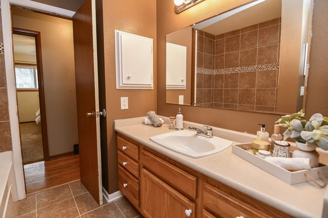 3117 Aurora Avenue, Des Moines, IA 50310